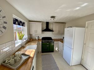 Dining Kitchen- click for photo gallery